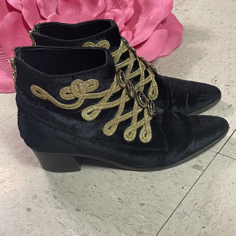 MODERN VICE Womens Sz 36.5 (US 6.5)‎ Black/Gold Velvet MJ BAND Booties Back Zip